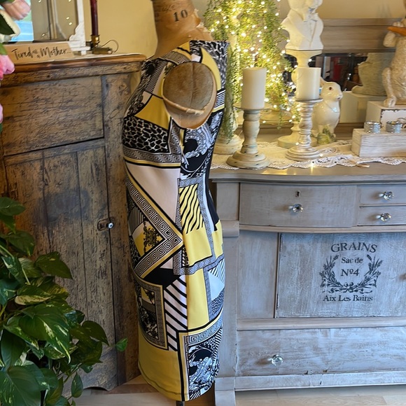 Frank Lyman dress - Picture 3 of 5